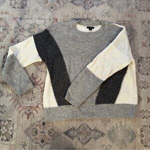 Halogen Two-Tone Gray and Cream Color Block Crewneck Sweater